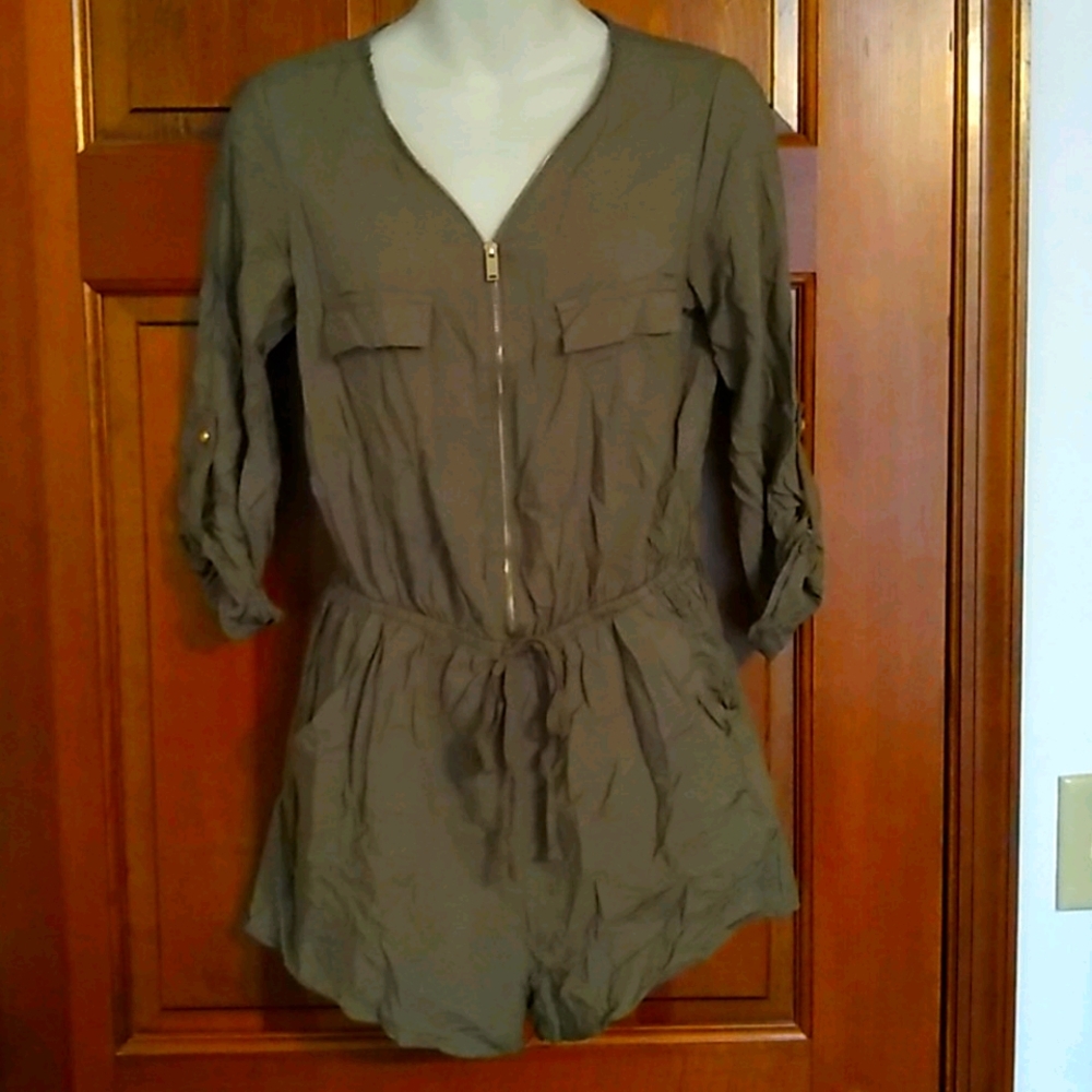 Rue21 olive zip romper